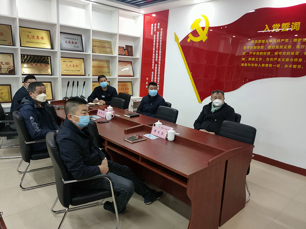 CQ9电子党委委员、副经理张亚民为天房绿茵党员讲“忠诚、干净、担当” ——党的二十大精神专题党课